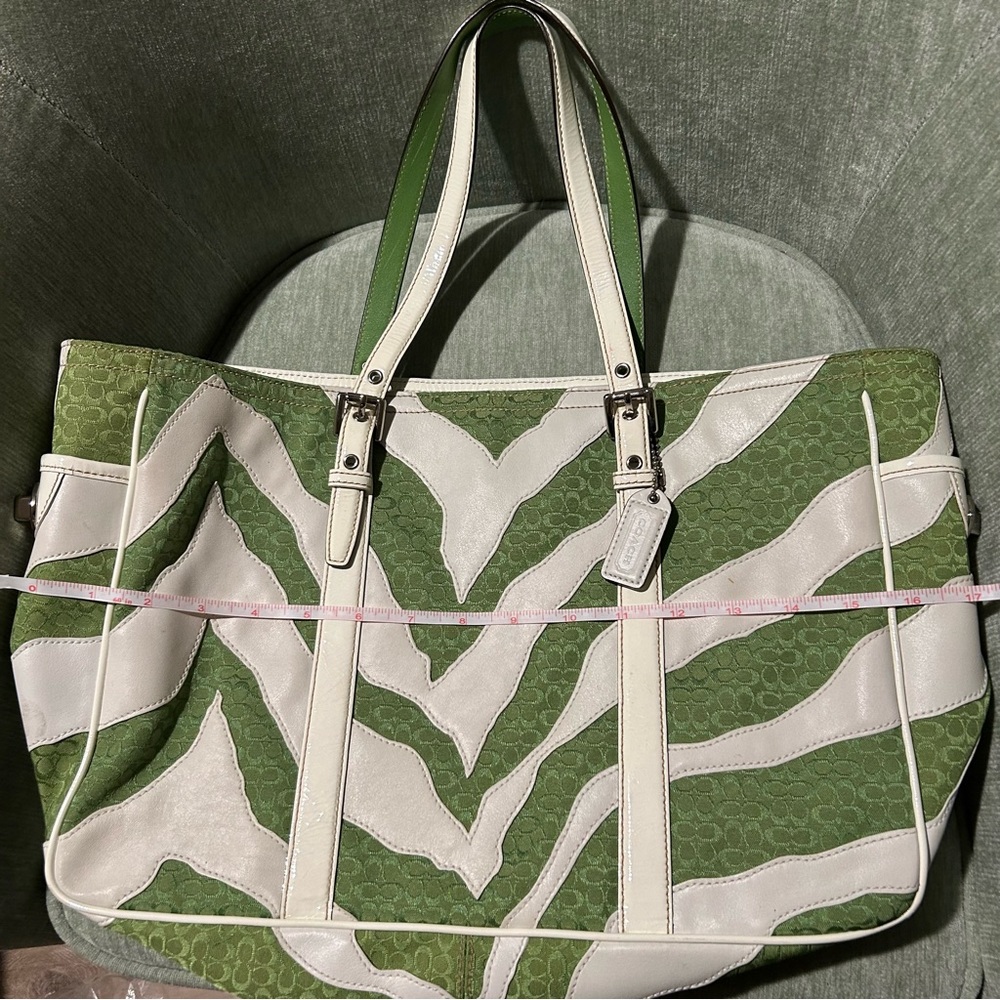 Coach Green & White Zebra Stripe Design Tote Bag Vintage Coach Bag Coach Handbag - Picture 8 of 10